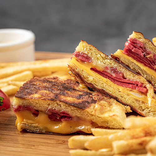 Sucuklu Tost