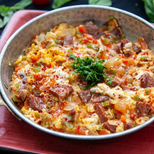 Sucuklu Menemen